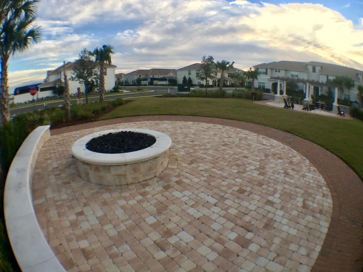 Four Bedrooms Home With Pool 3079 كيسيمي المظهر الخارجي الصورة
